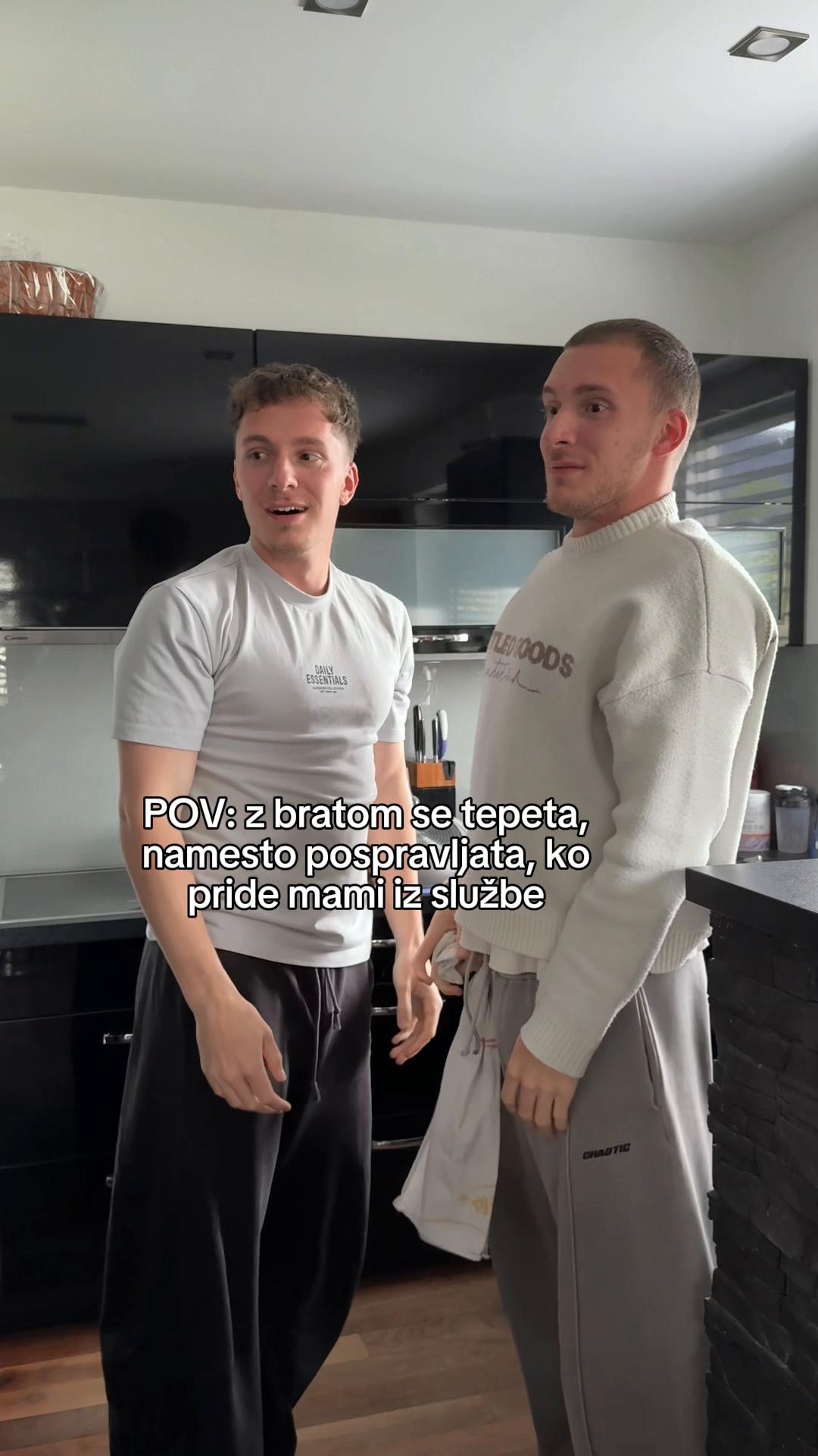 @lukan_twins