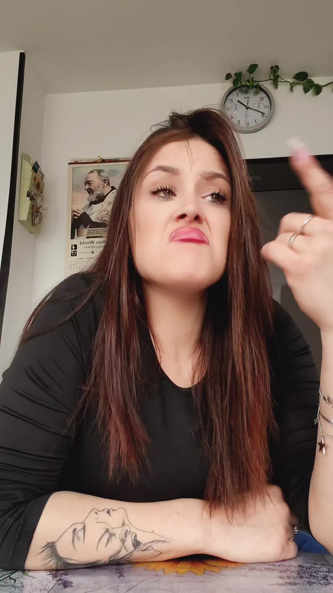 @𝓜𝓪𝓻𝓲𝓴𝓪👑