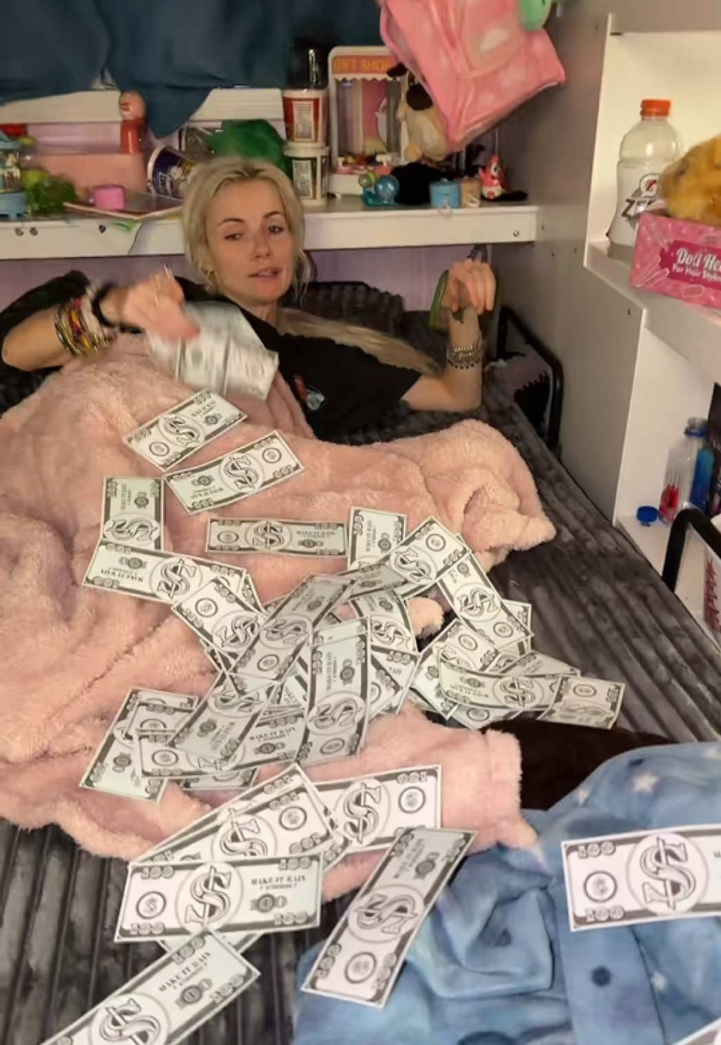 @kerry renee