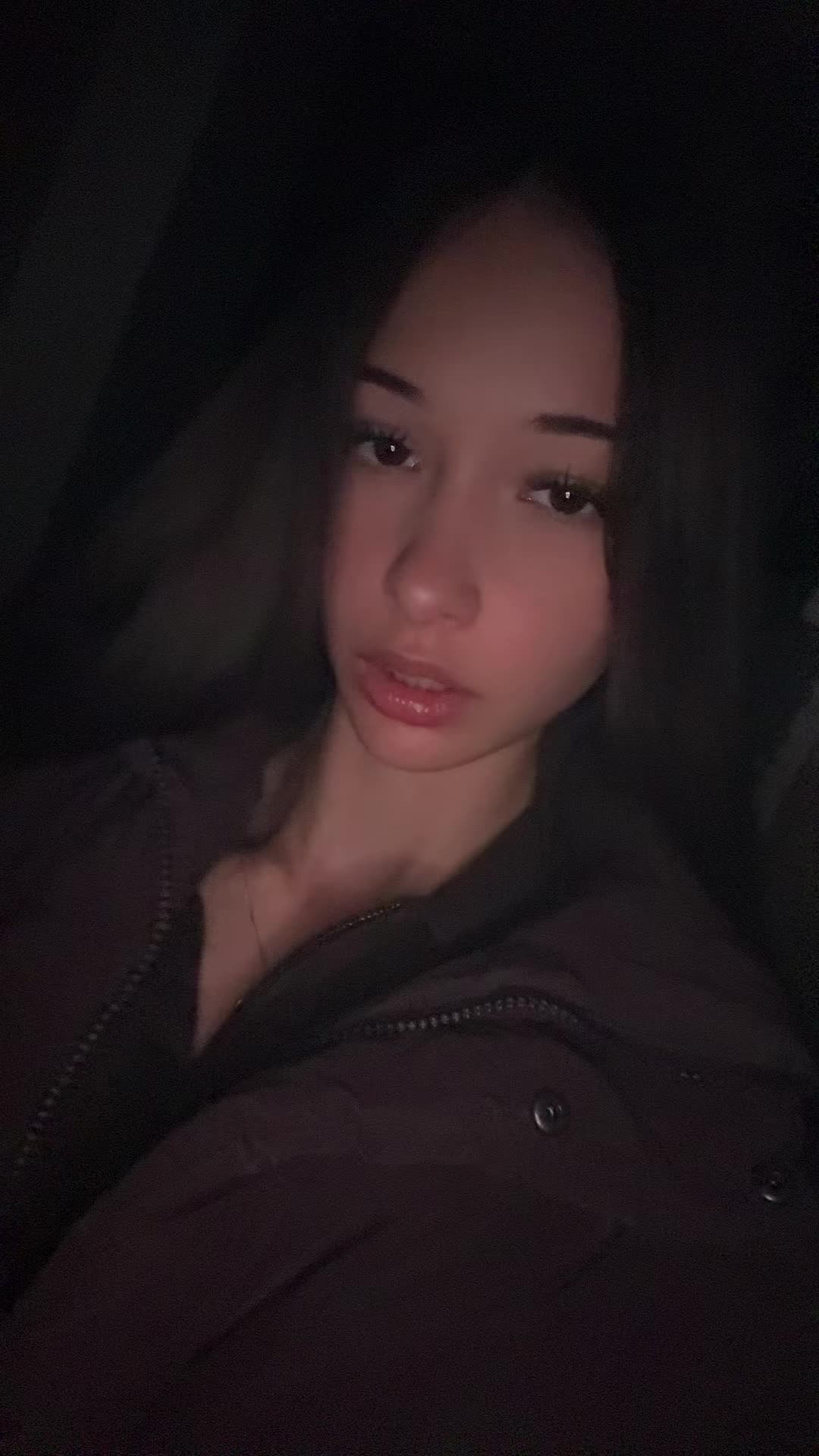 @𝓇𝒾𝓈𝓈𝒽𝒶🤎