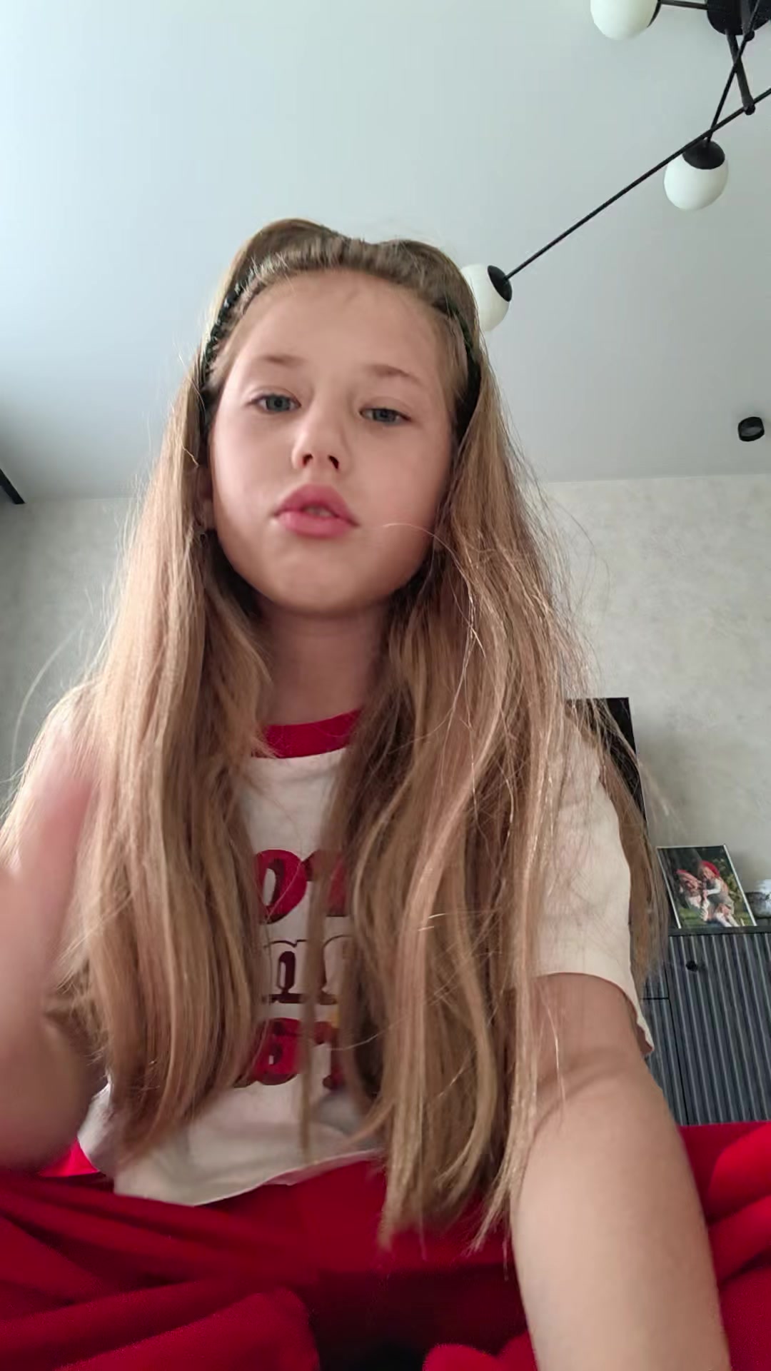 @Ksy09