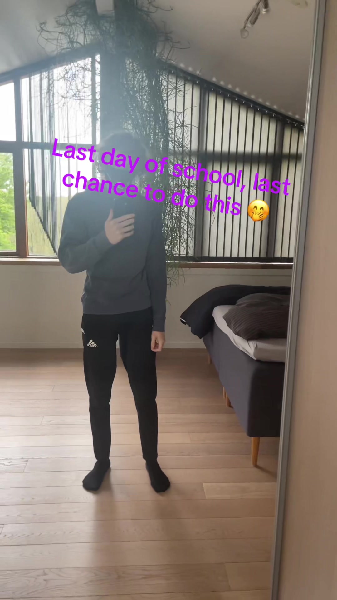 @Moonlit.Femboy