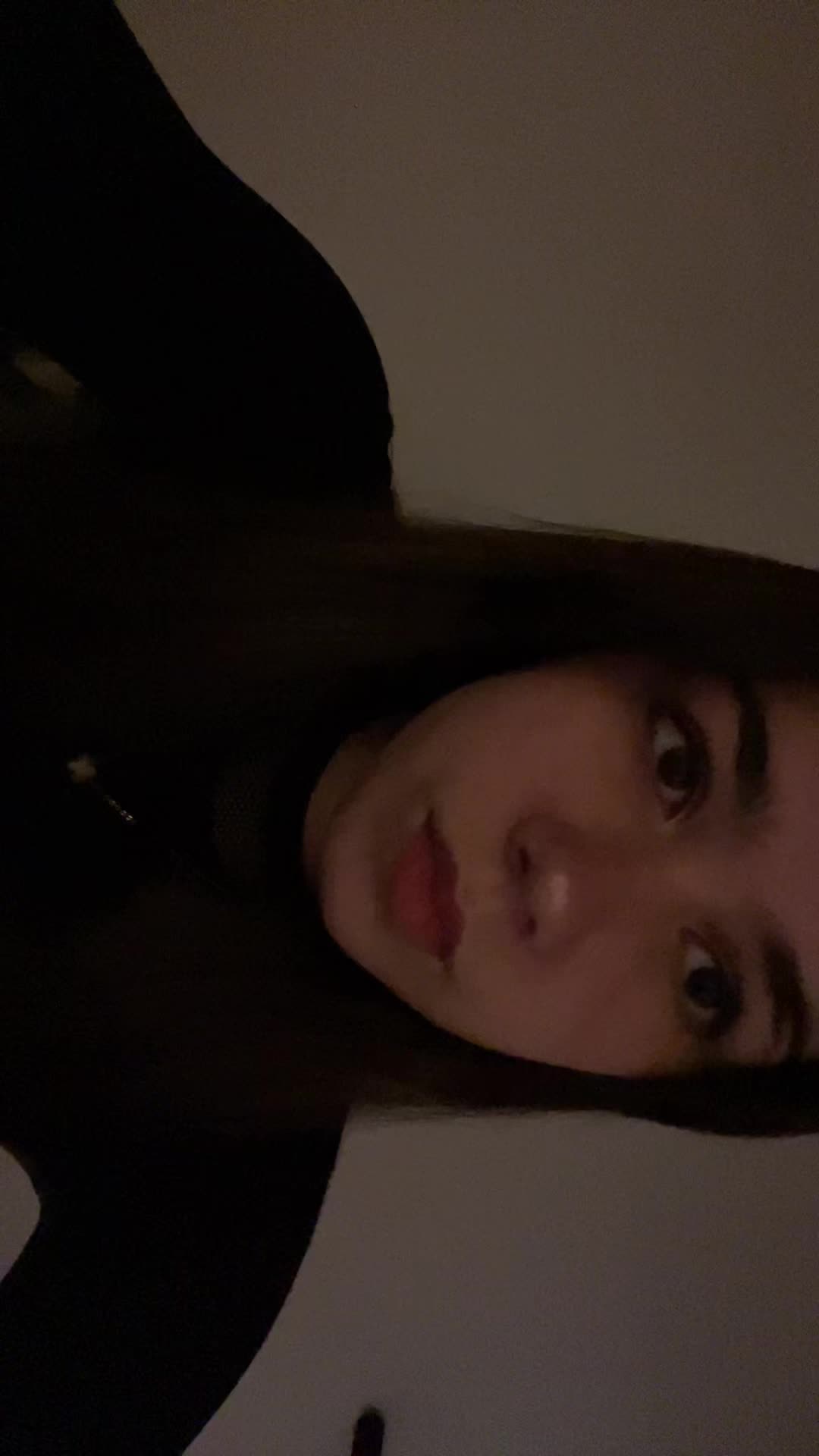 @Low 🦦