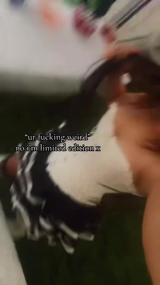 @𝓲𝓿𝔂𝓵𝓸𝓾𝔁𝓸