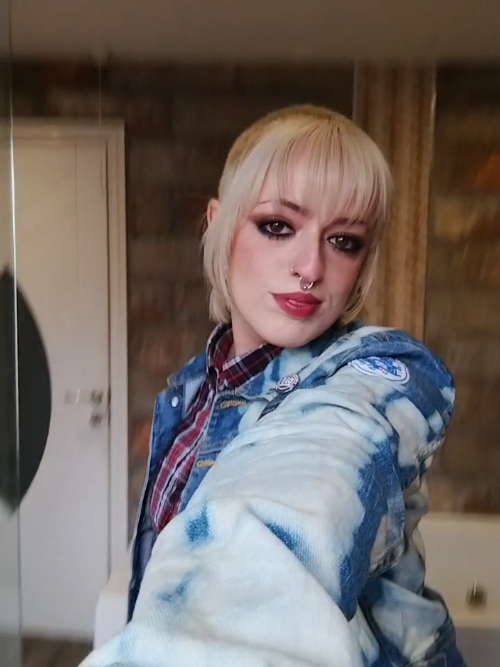 @Dolly🕸️