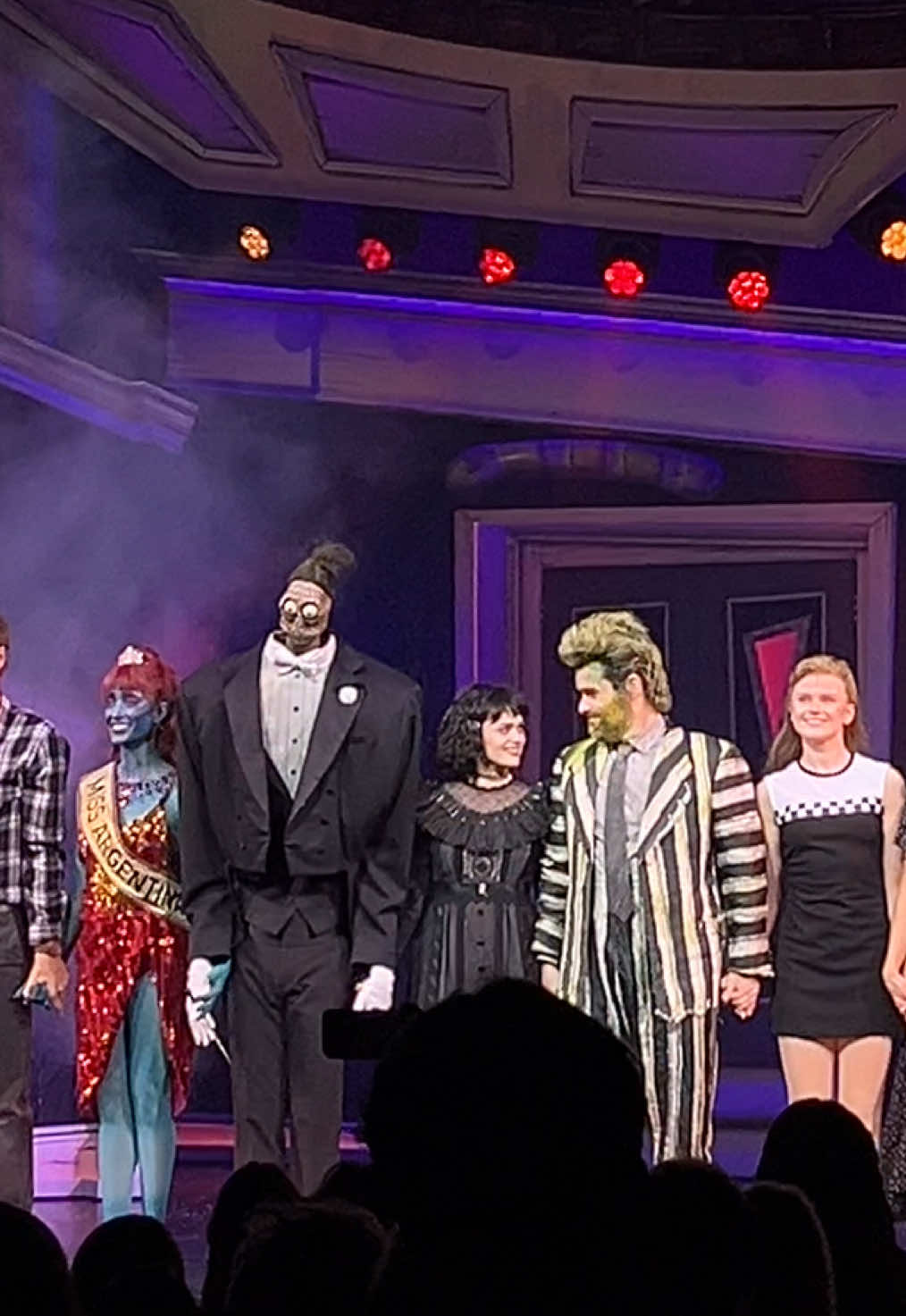 @Officialtheatrecarousel