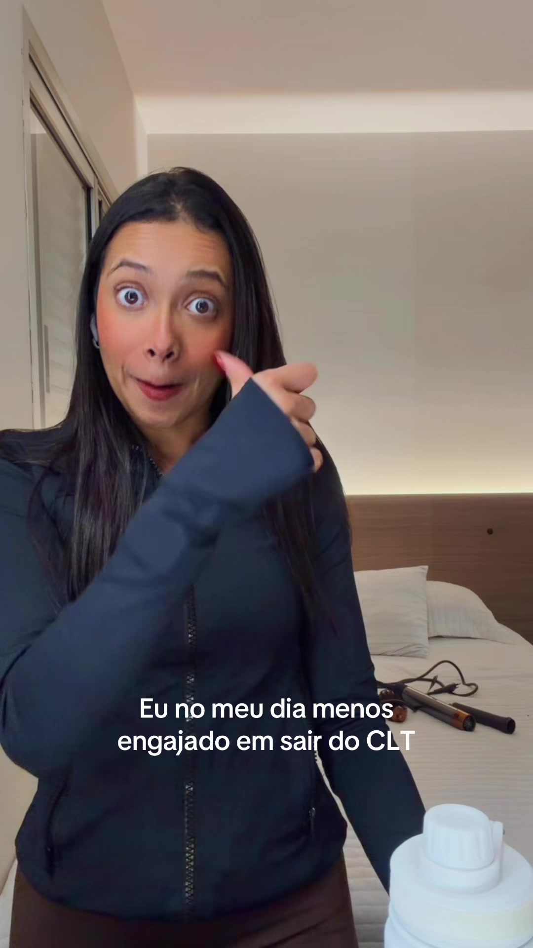 @Raianyleticia