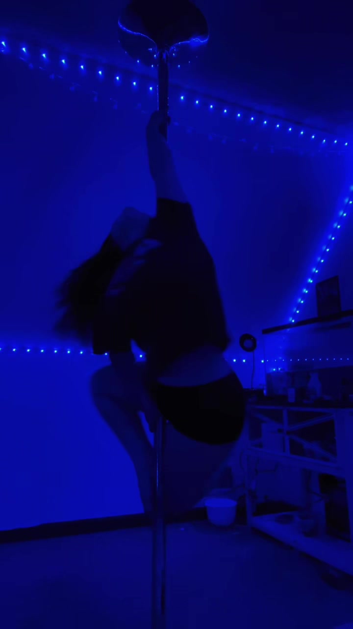 @areana garcia🌑💫