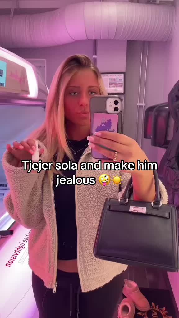 @mellokittyspray