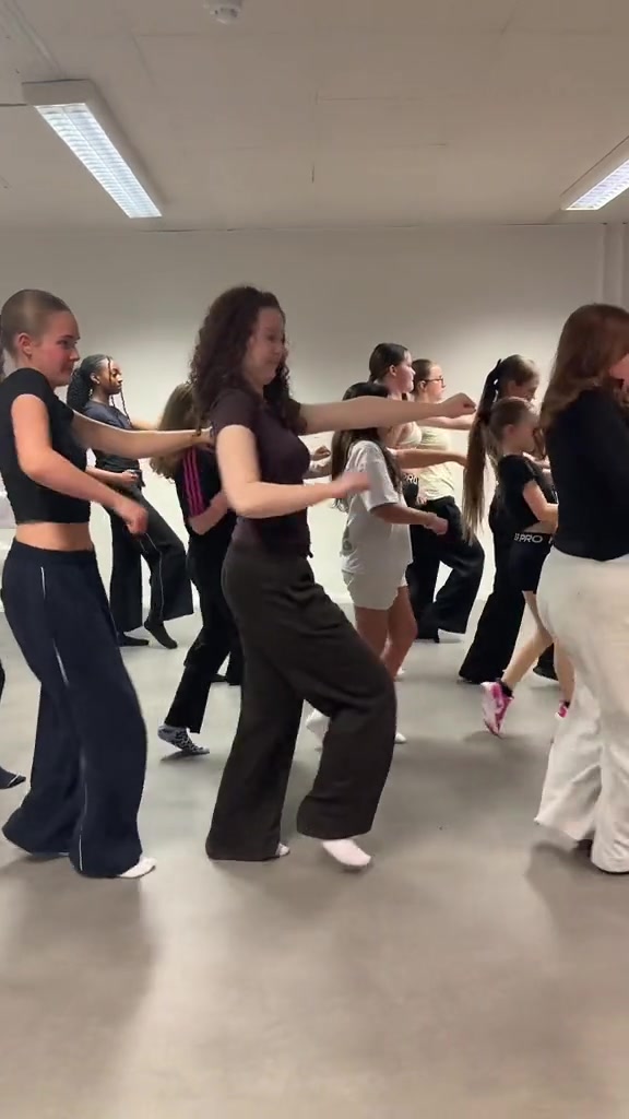 @ste_llardance