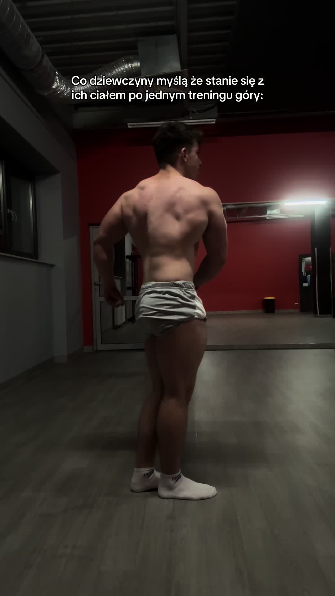 @MocarzOficjalnie
