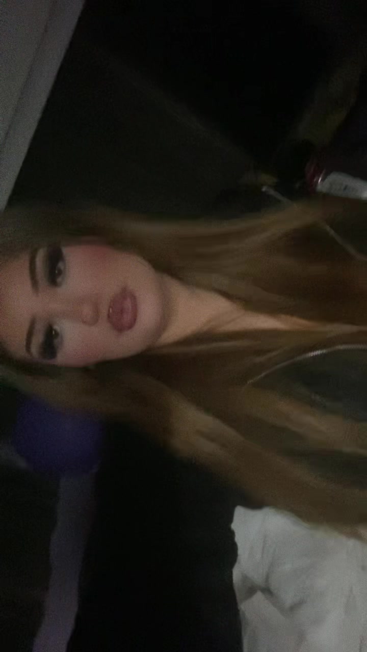 @lydiaa x