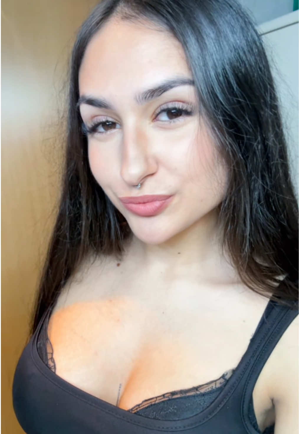 @Eva