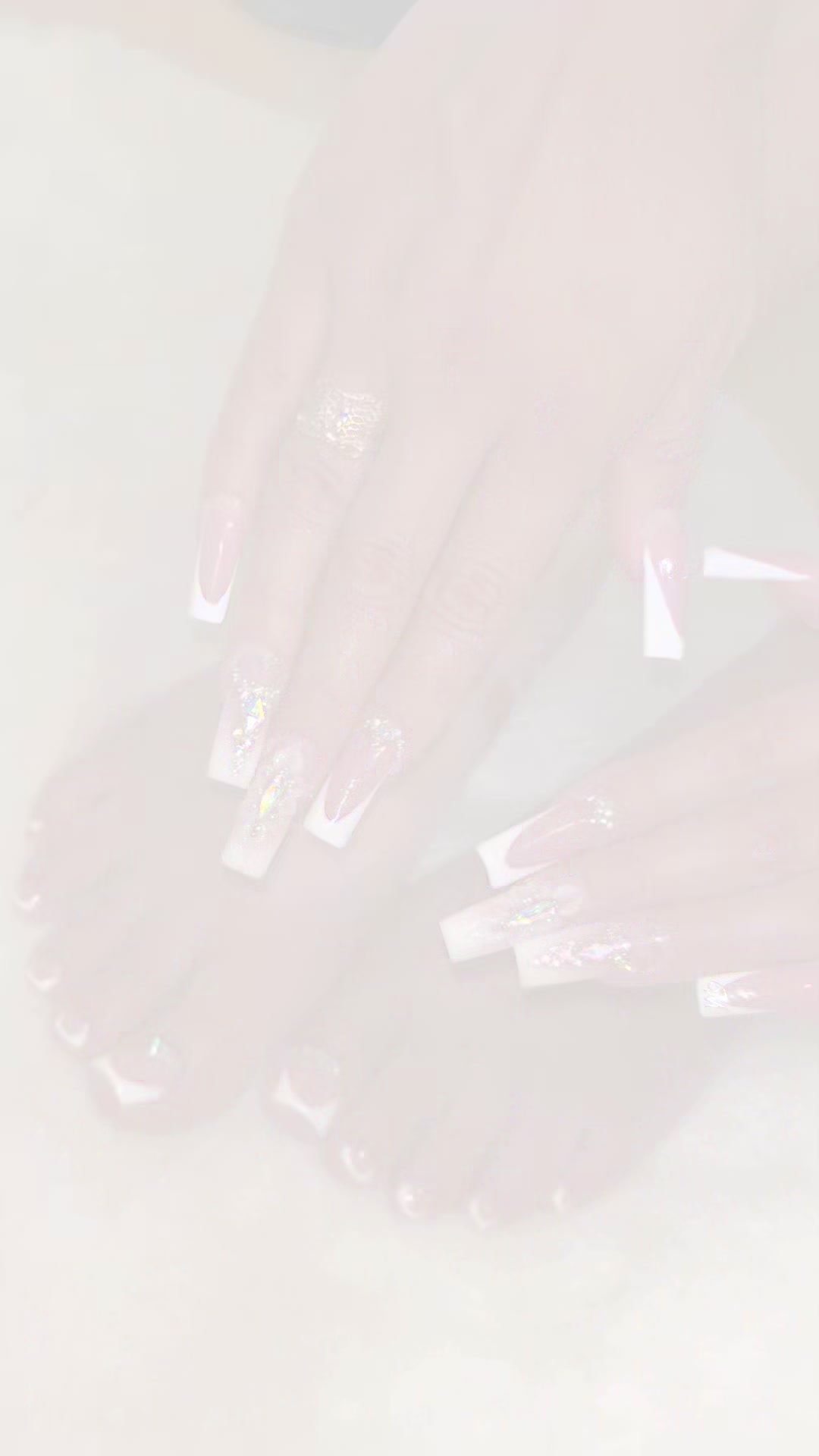 @vivien_nailss