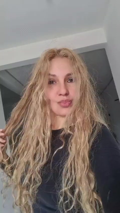 @anita