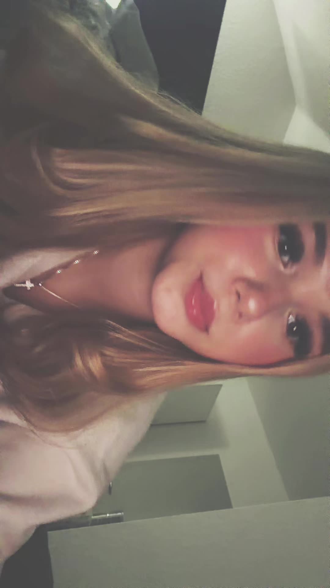 @𝐋𝐀𝐑𝐀🪽