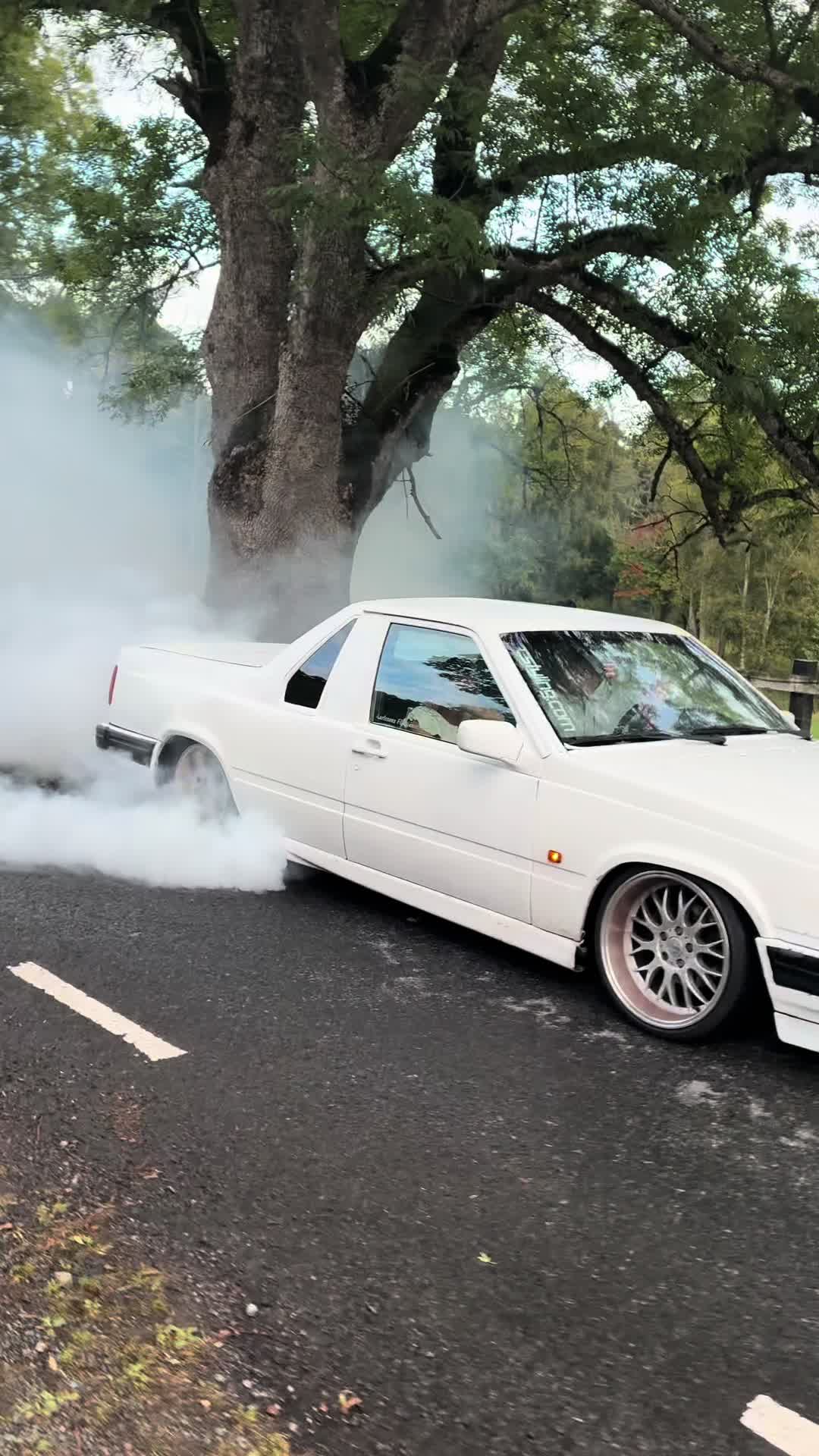 @𝙻𝚒𝚗𝚞𝚣