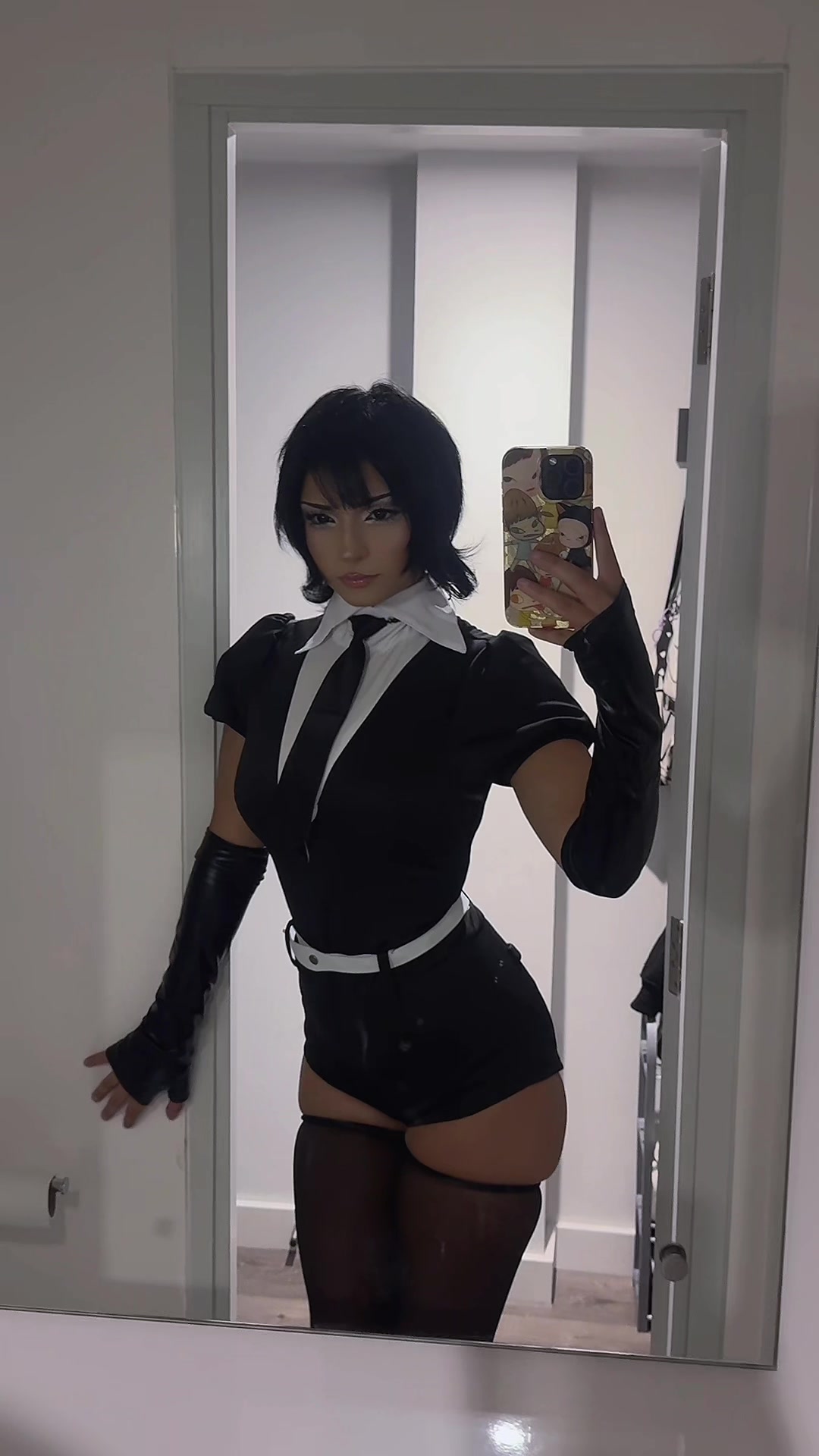 @lara >_<