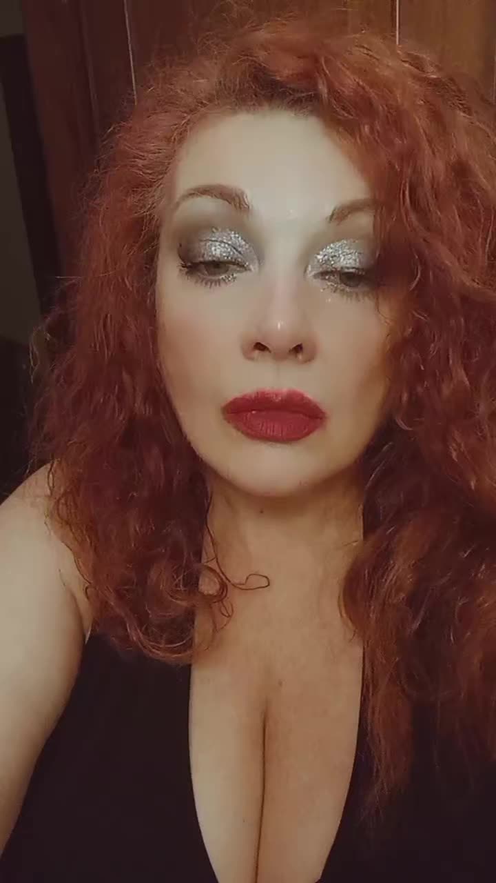 @jessicarizzoreal