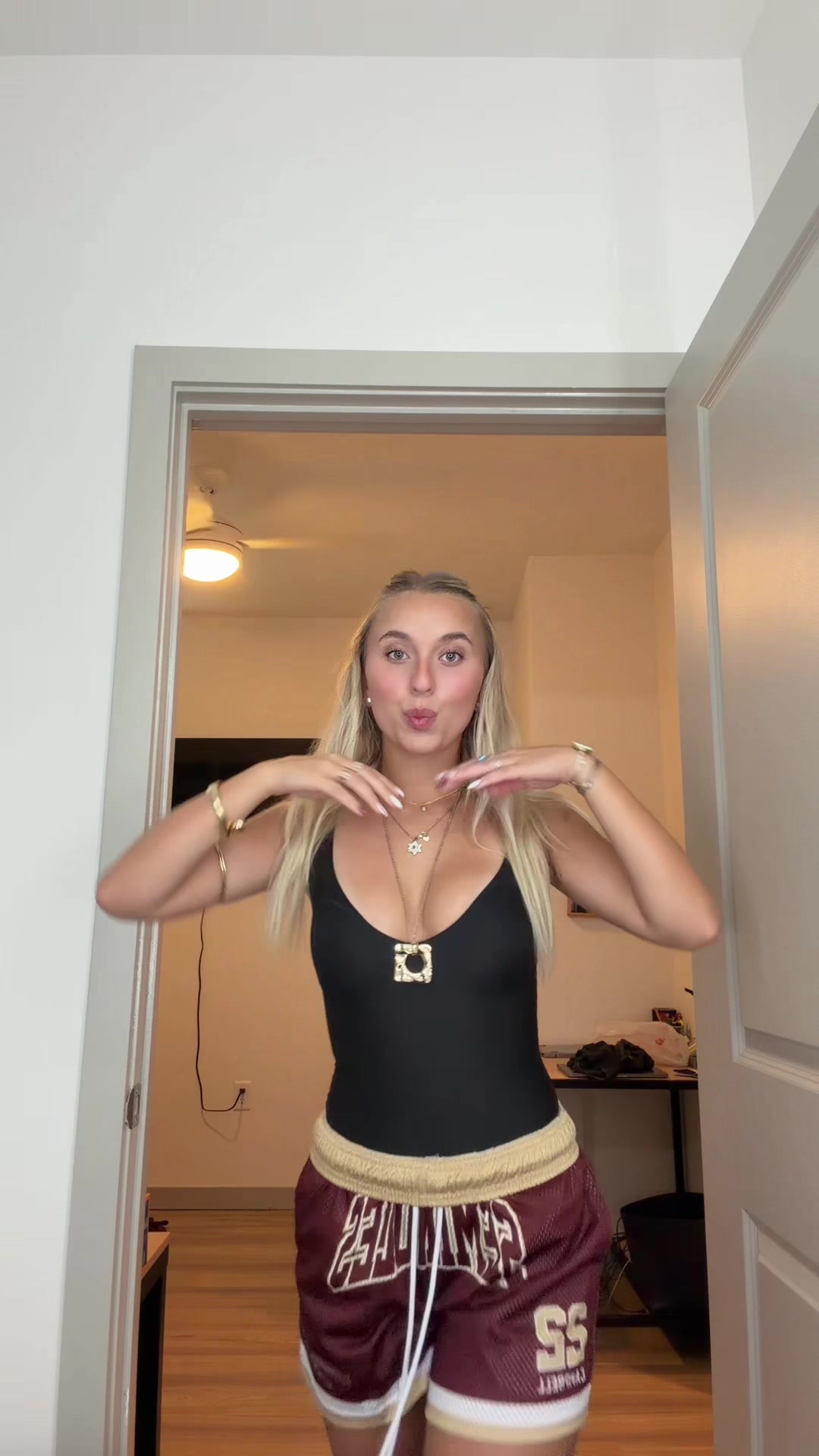 @ava