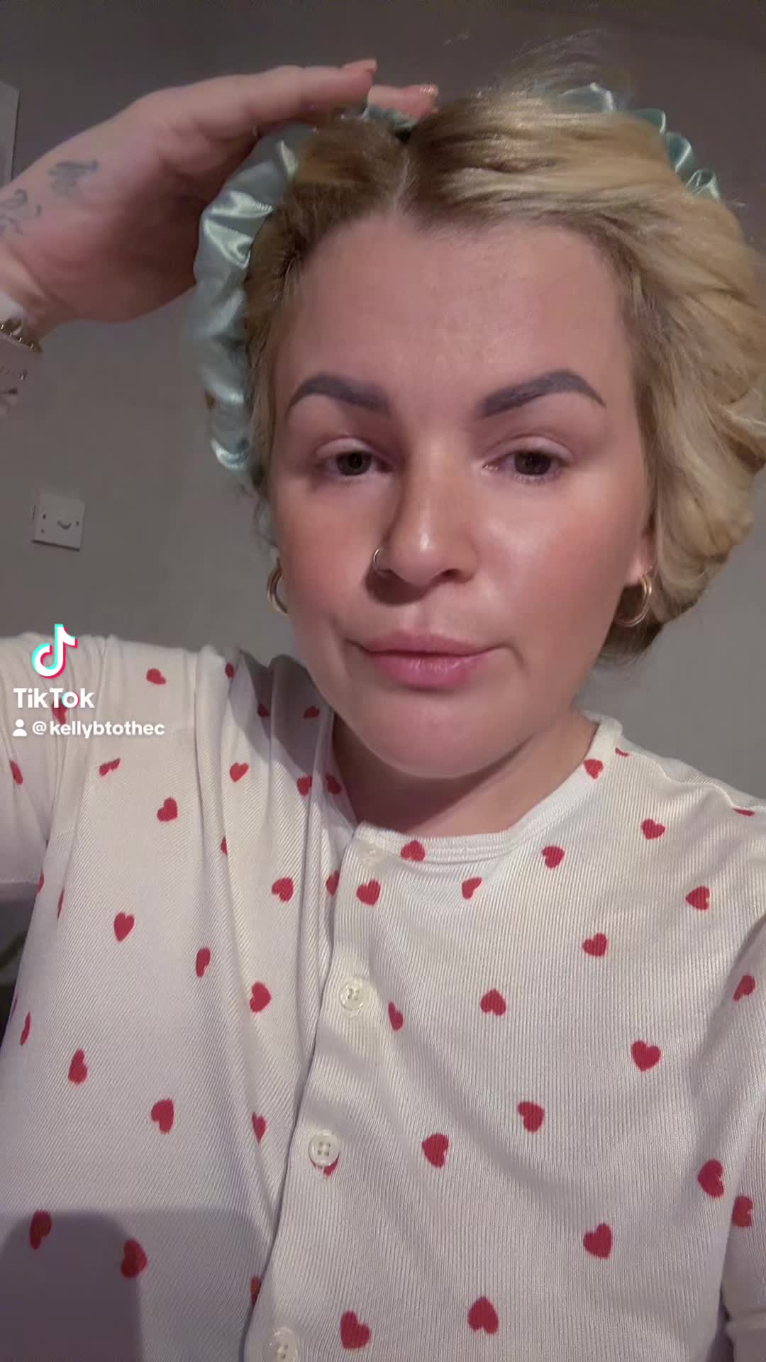@kellybtothec