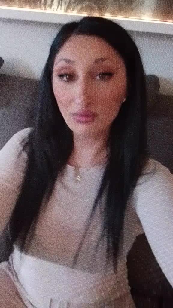 @🇸🇪 Romina♉Anka🇷🇴