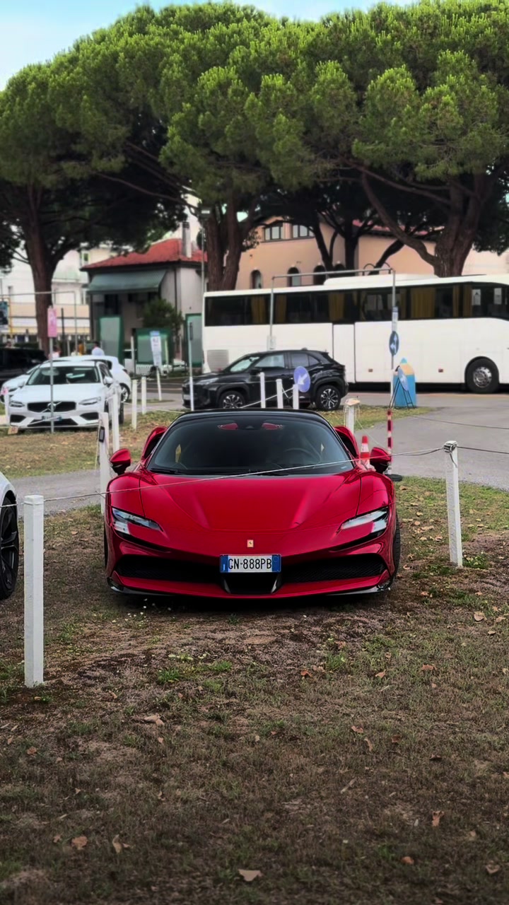 @Porsche lover🏎️💯