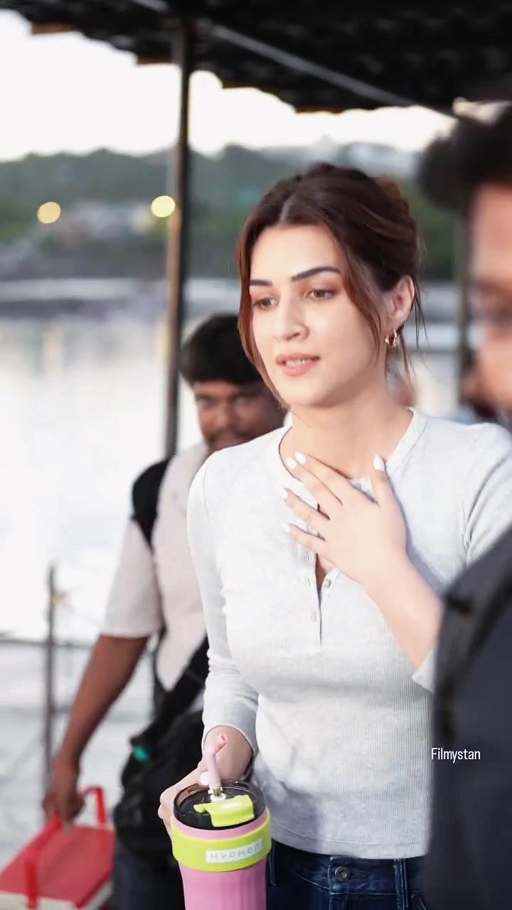 @bolly_actresses1