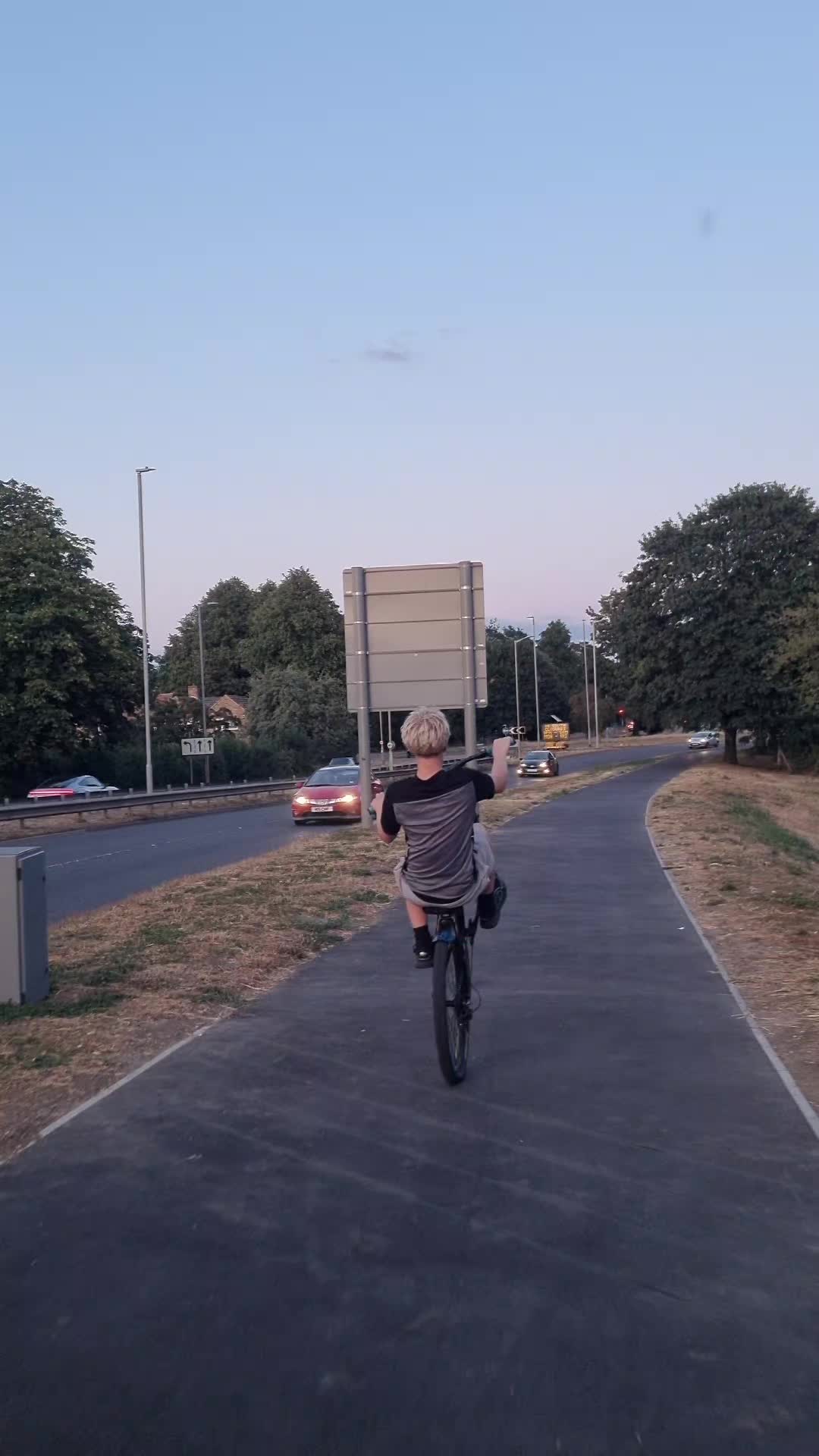 @onewheel_jay💫