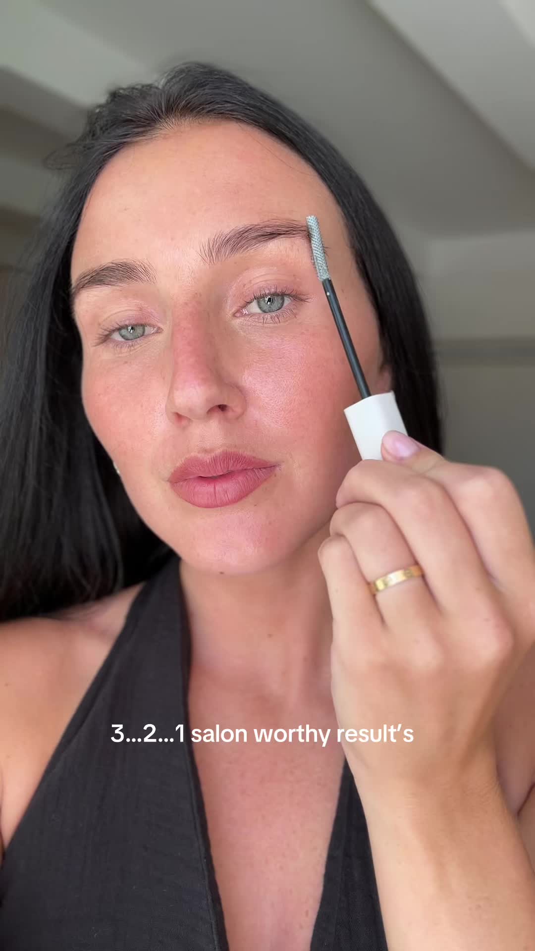 @byelliebeauty