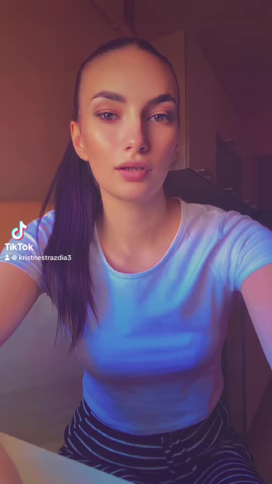 @kristīne