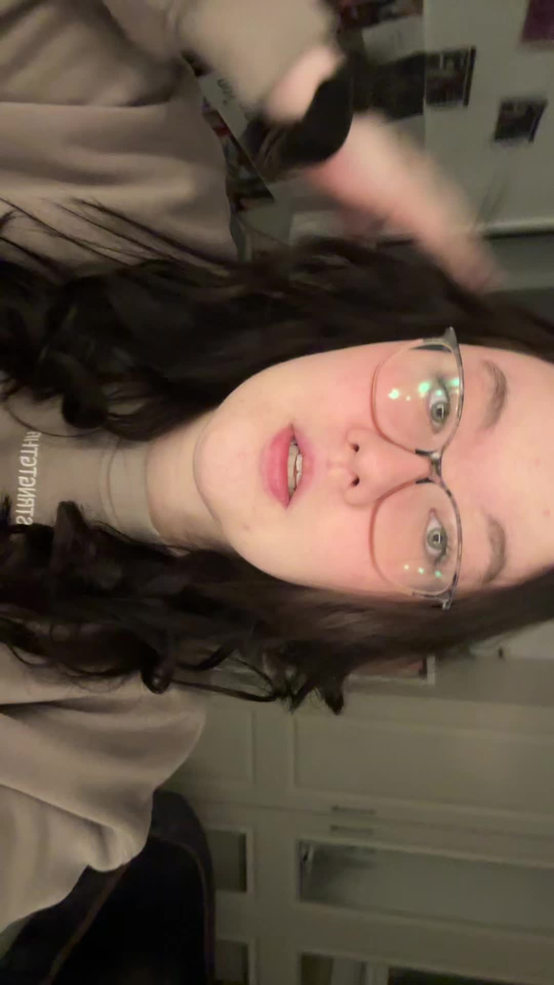 @onlyleoniee
