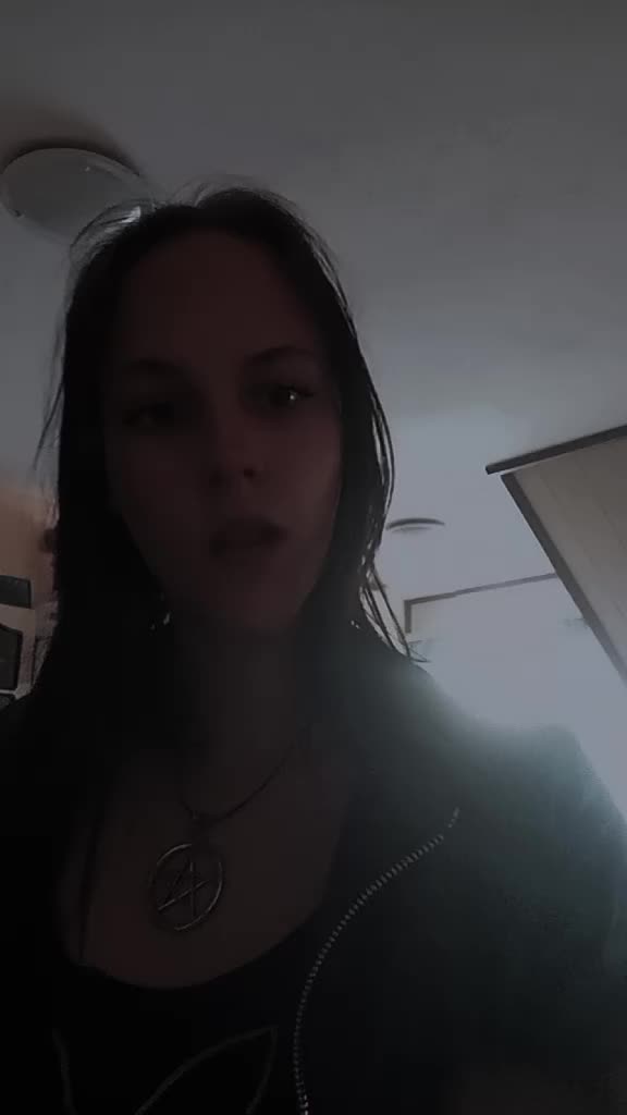 @RawenaSelest_v