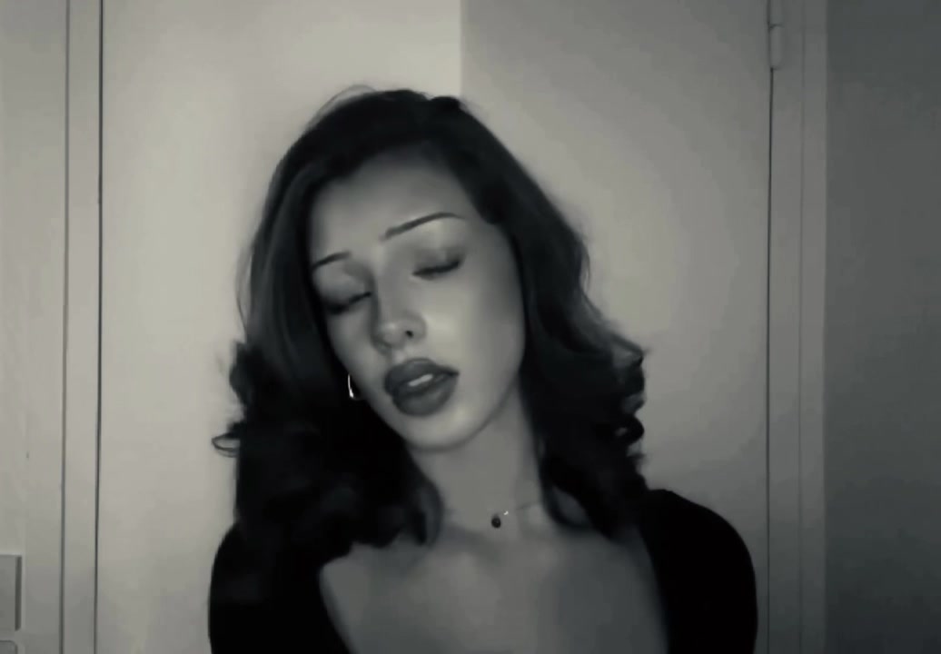 @𝐋𝐨𝐮𝐢𝐬𝐞_𝐝𝐠𝐥𝐦𝟏𝟕🌺