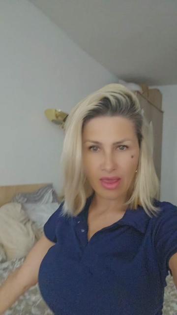 @anailas03