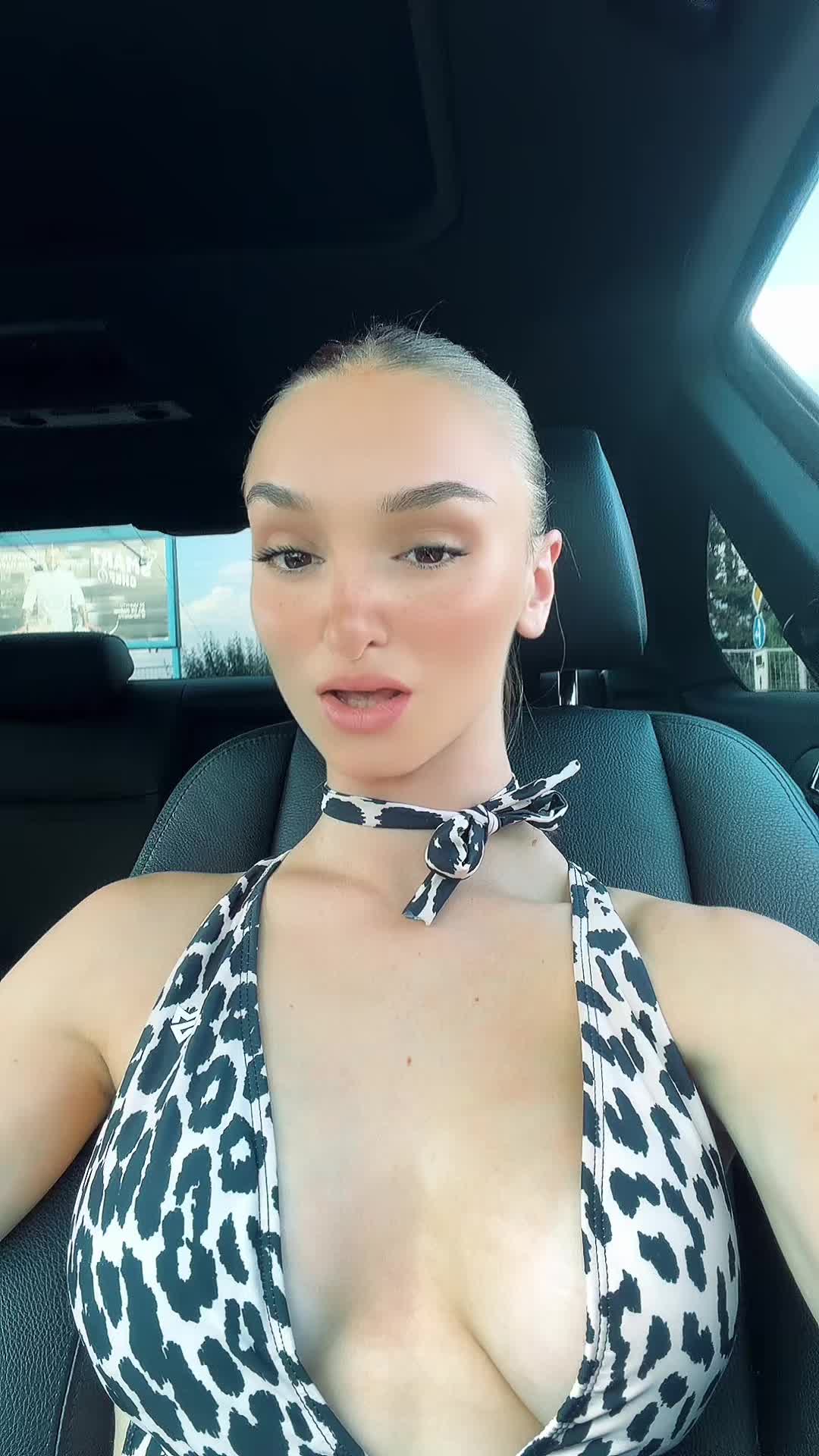 @Bambi🦌