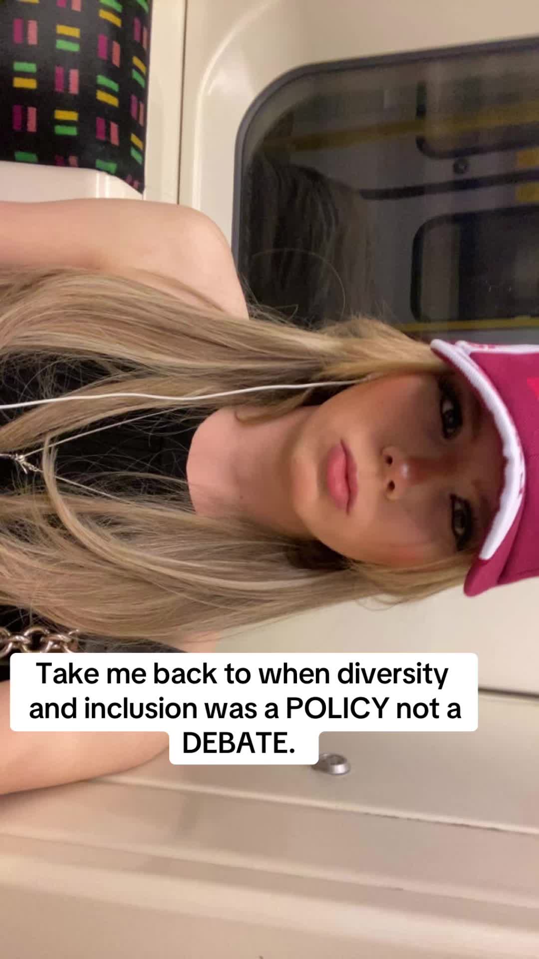 @tslaurenx