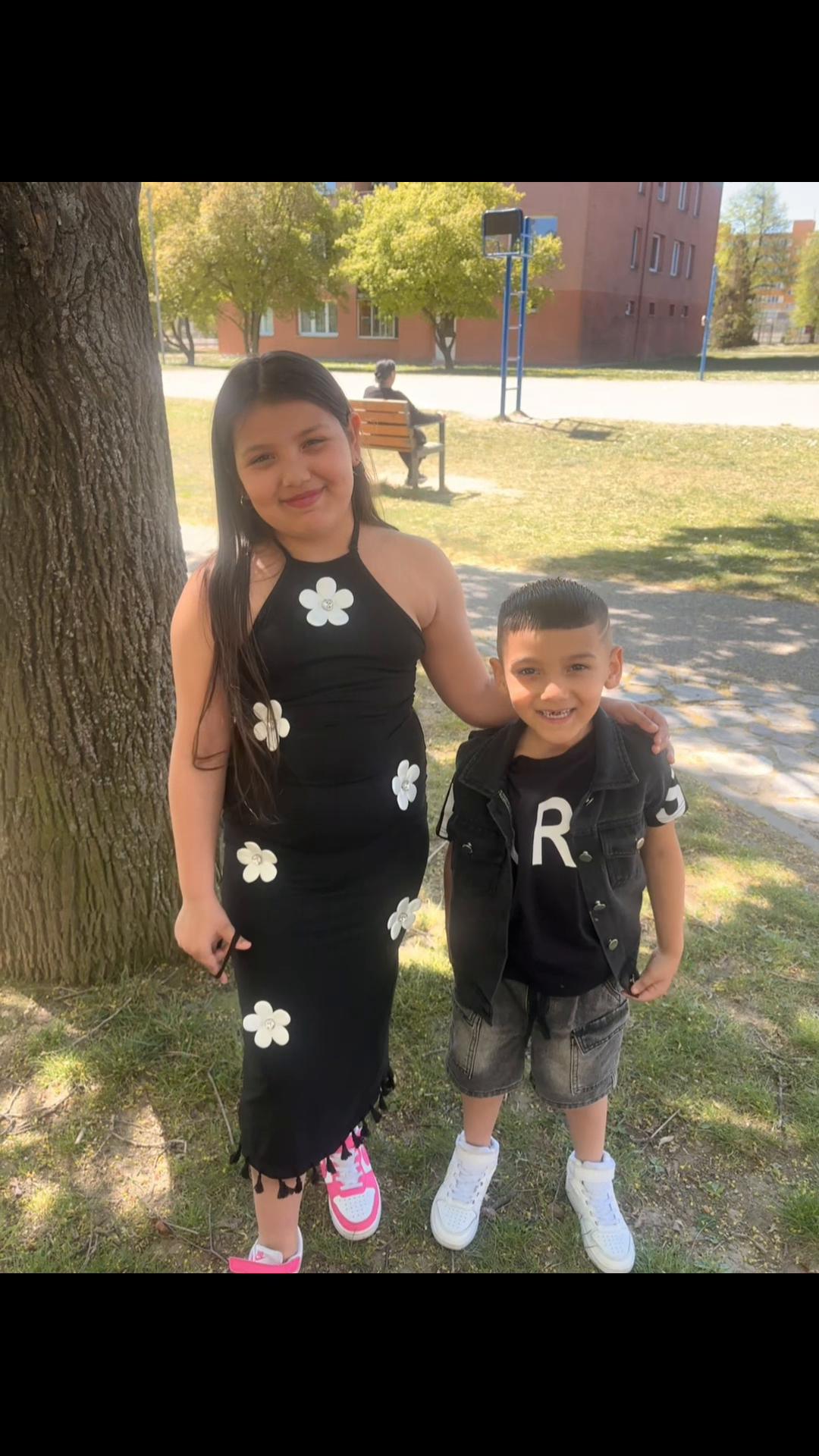 @michalka_jennifer