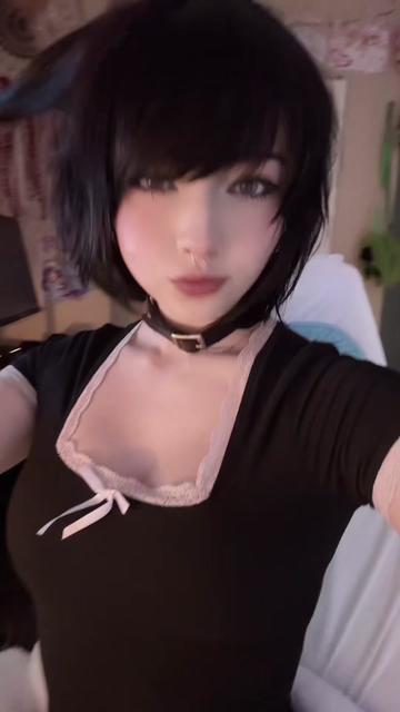 @elliibear
