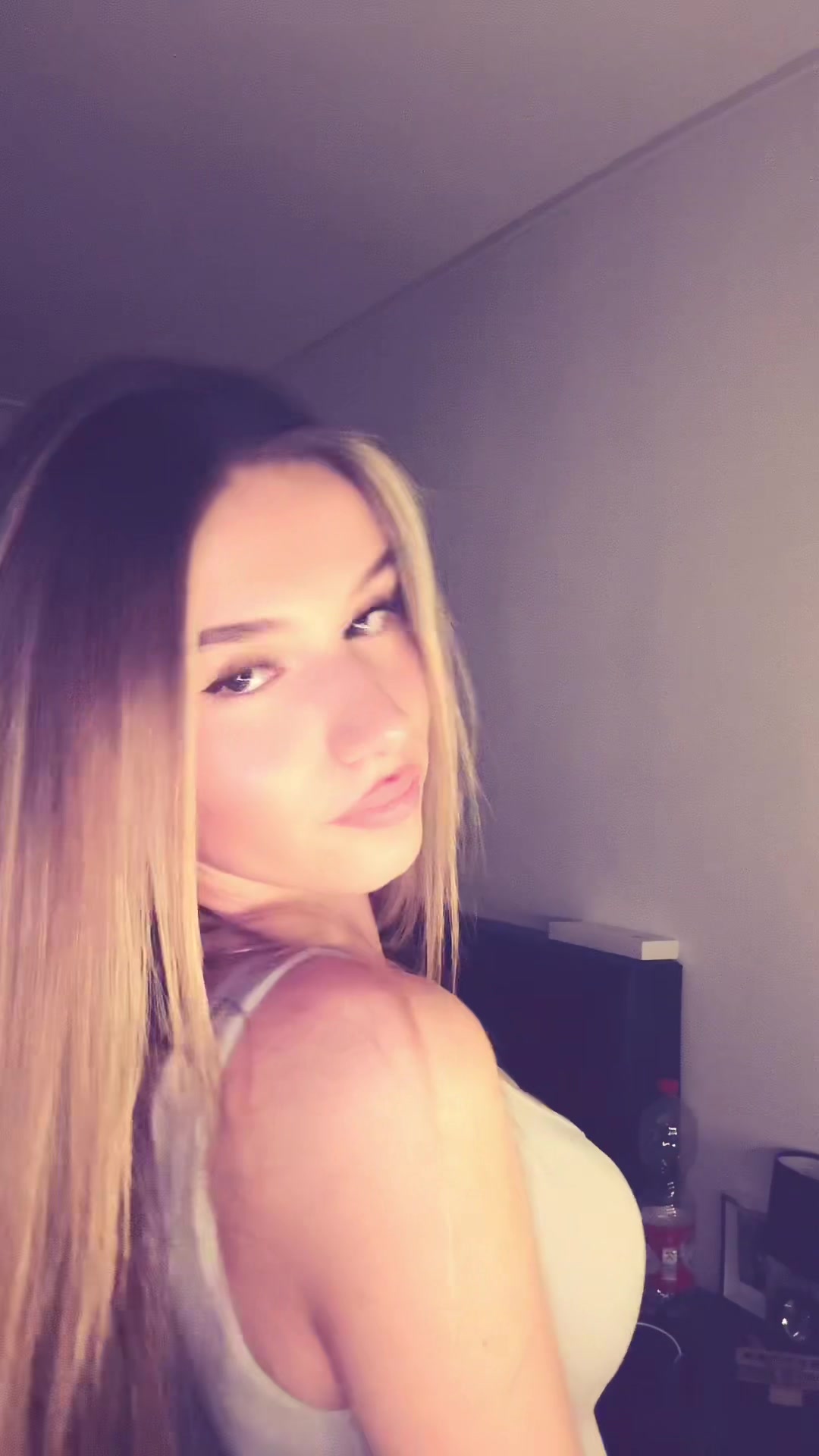 @erzaaa