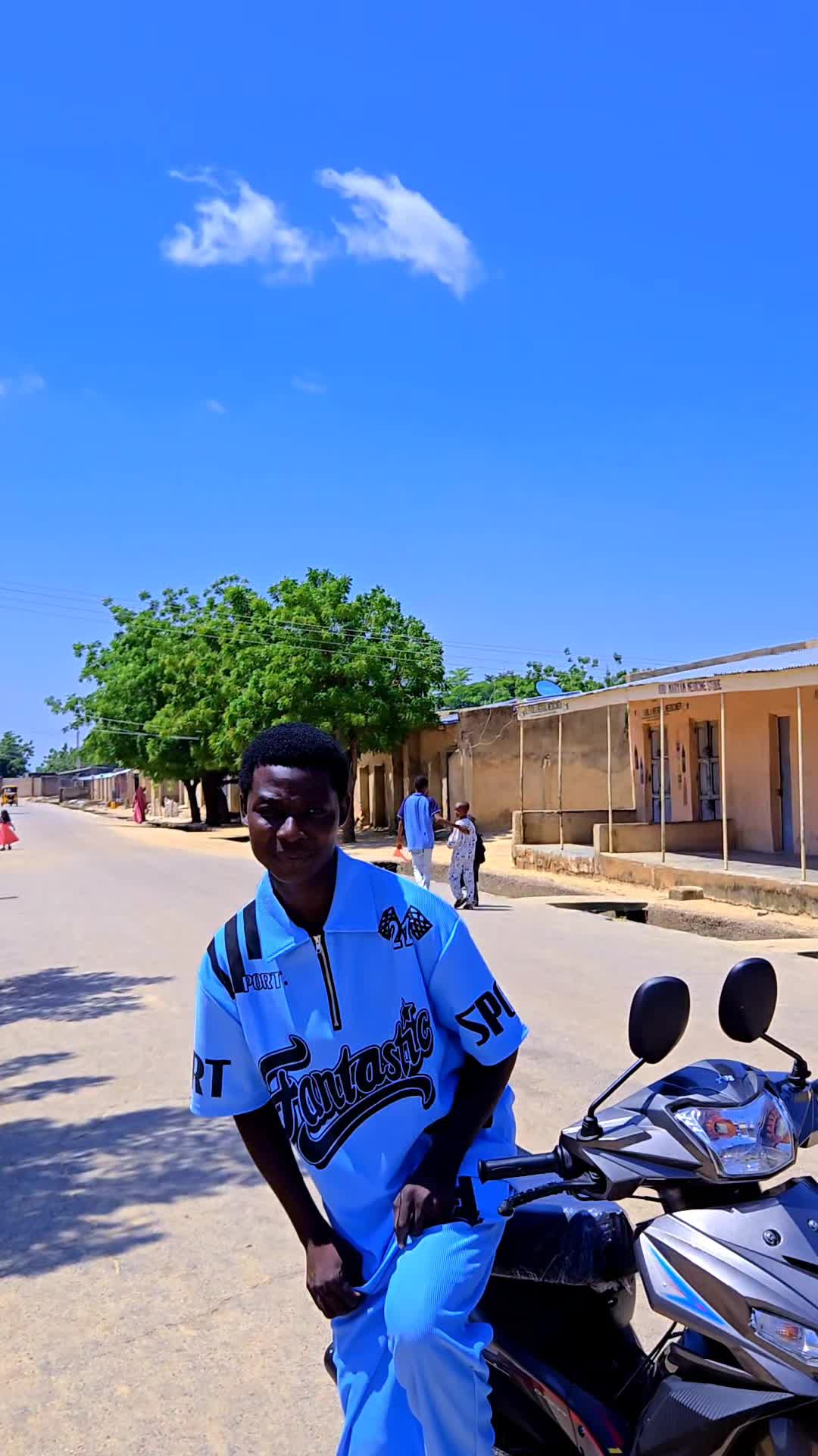 @Abubakarr