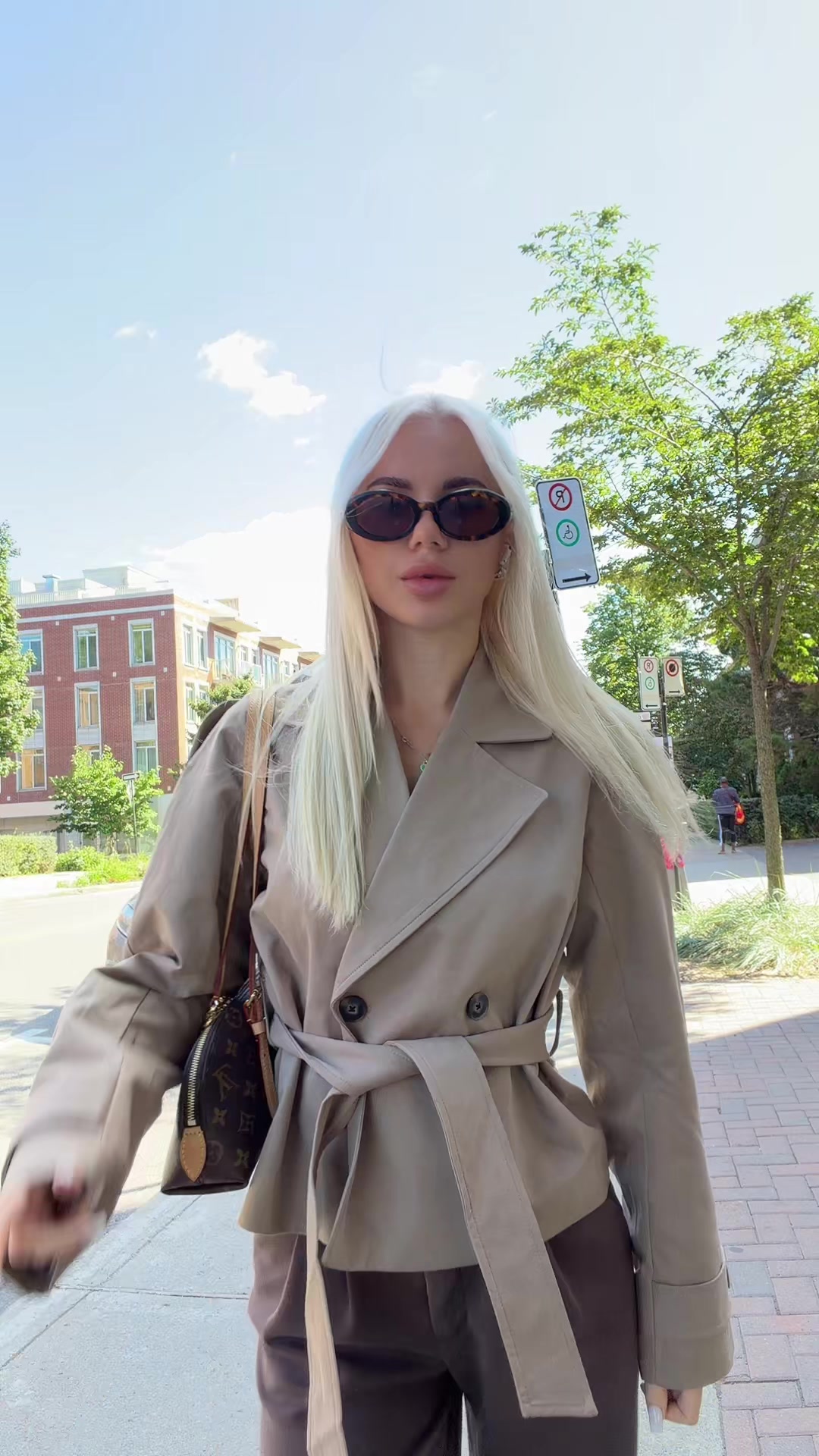 @Slavicblondexoxo