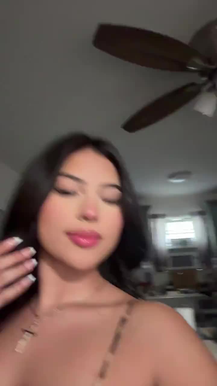 @mariana🇨🇴🇷🇴🇭🇺