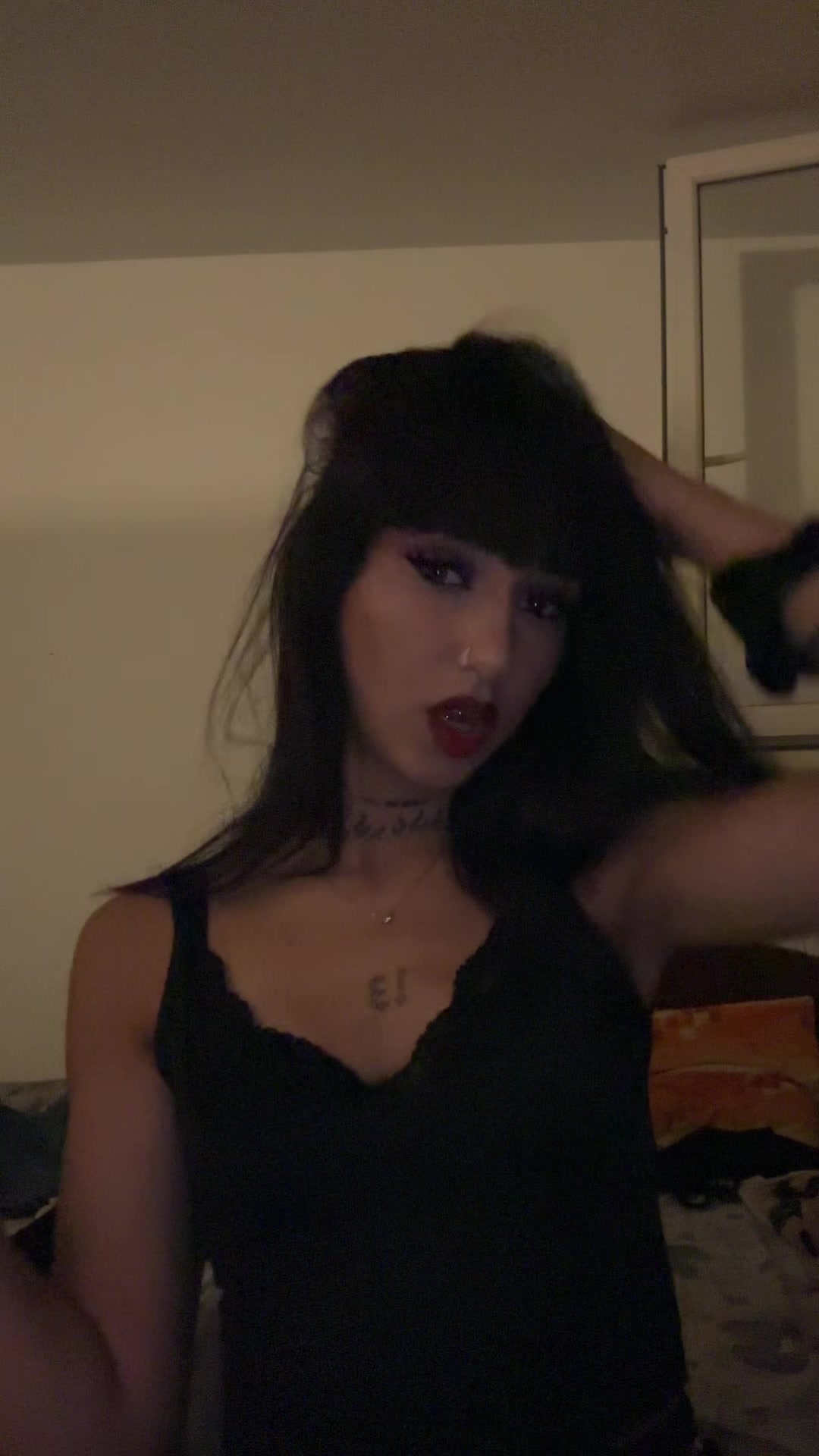 @🫥