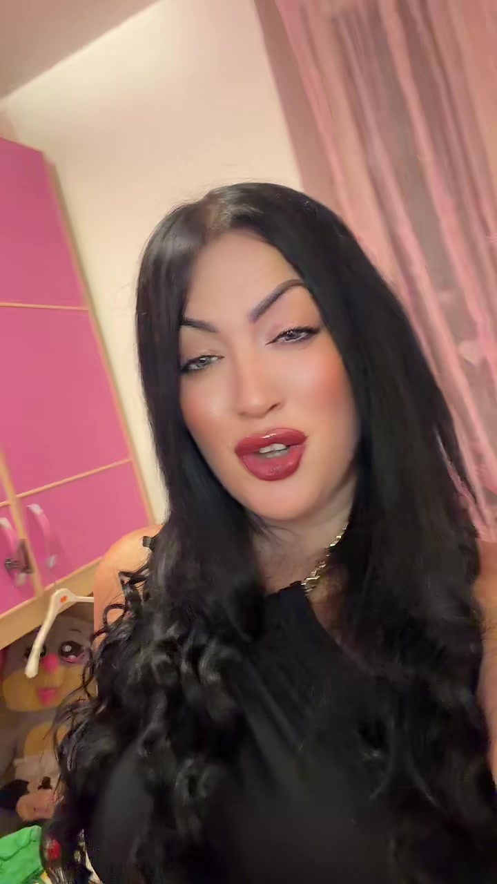 @L.B🎀🖤