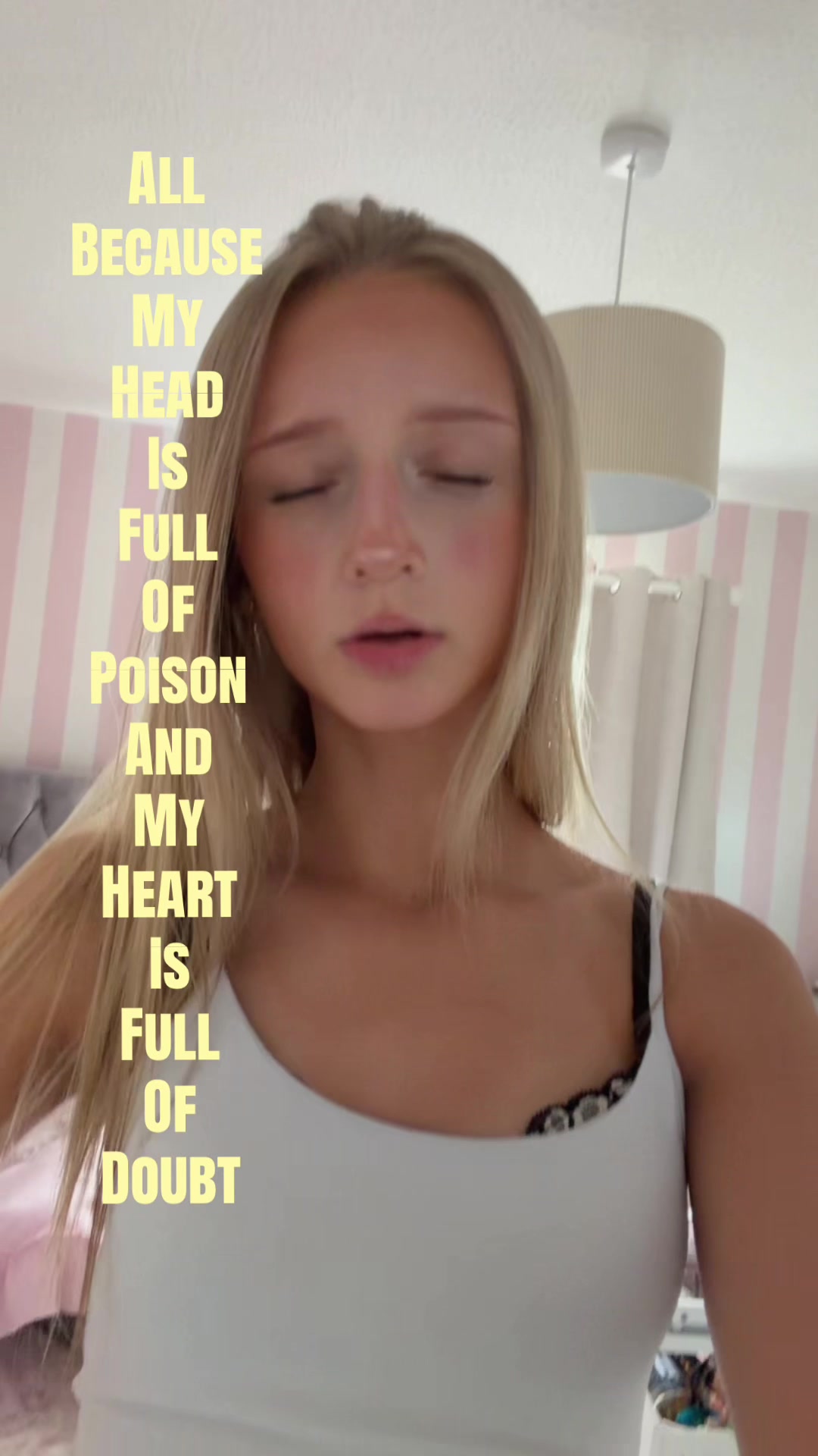 @𝓁𝒶𝓊𝓇𝒶🪽🧁