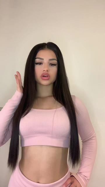 @𝐕