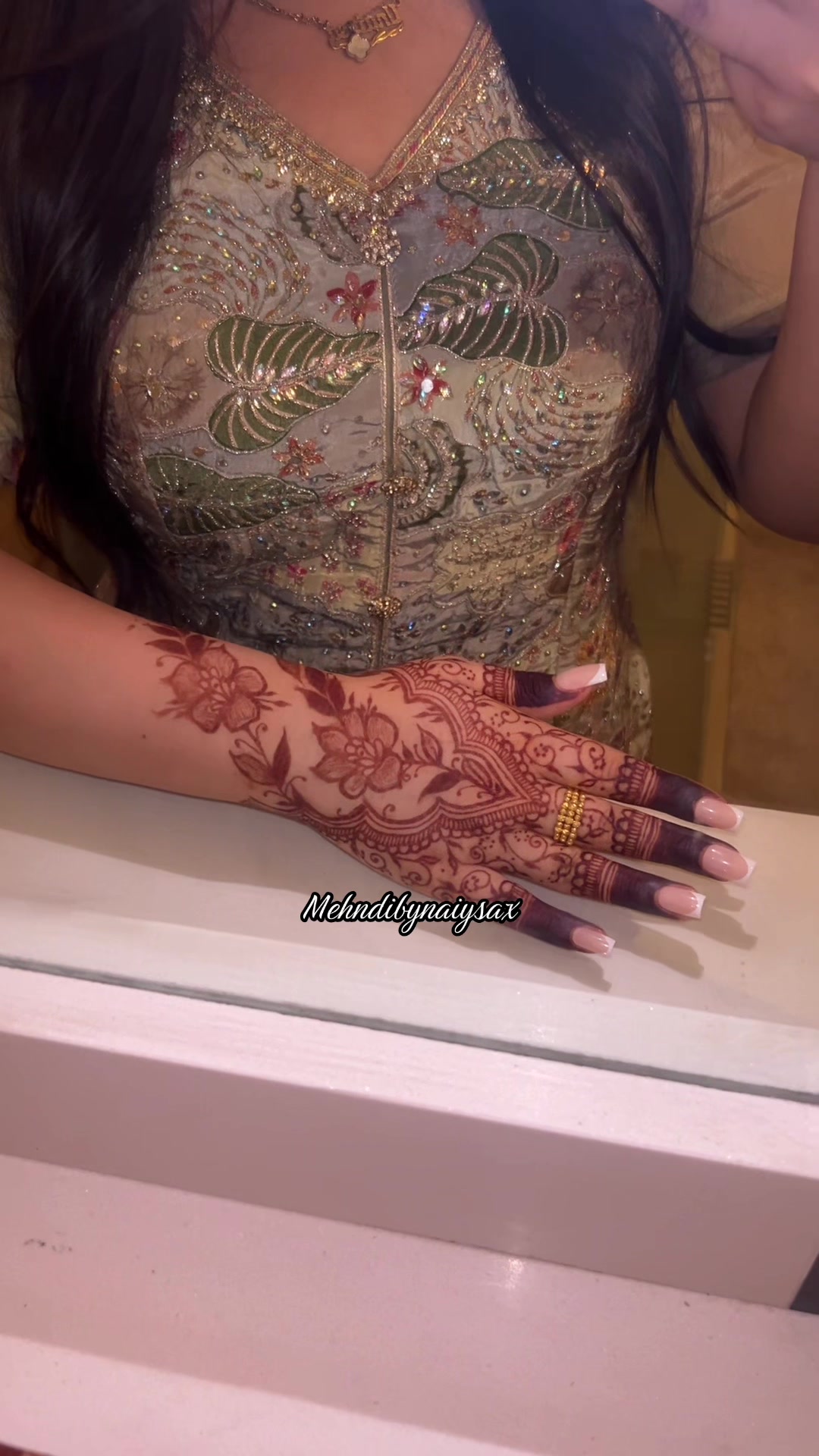 @MehndibyNaiysa🖤