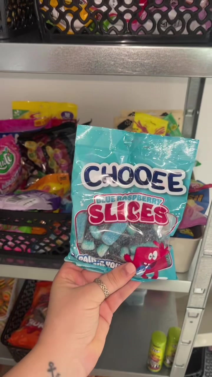 @Bellasboxesuk