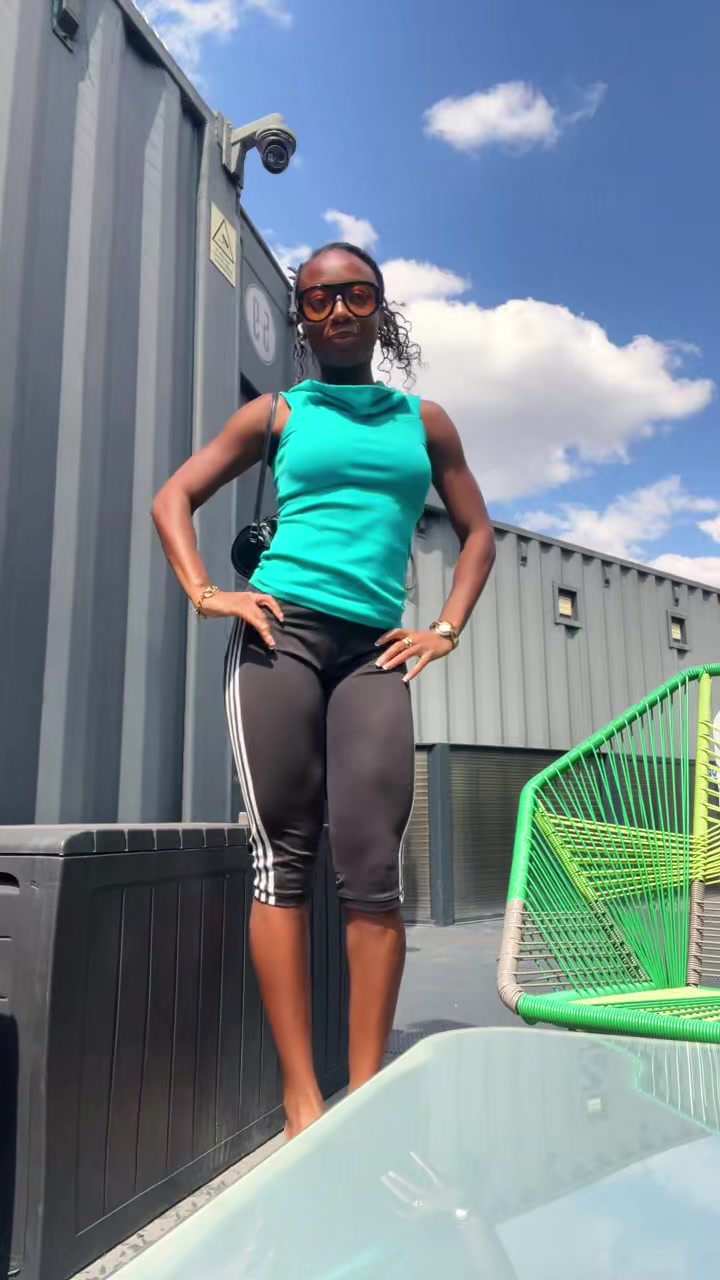 @tairaafolabi